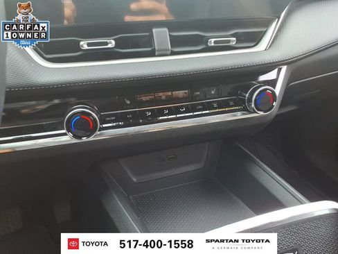 Used 2025 Chevrolet Equinox LT w/ Convenience Package II FWD image 22