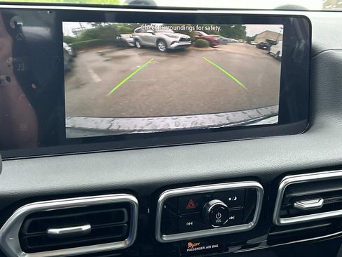 New 2026 Nissan Sentra SV w/ SV Convenience Package FWD image 32