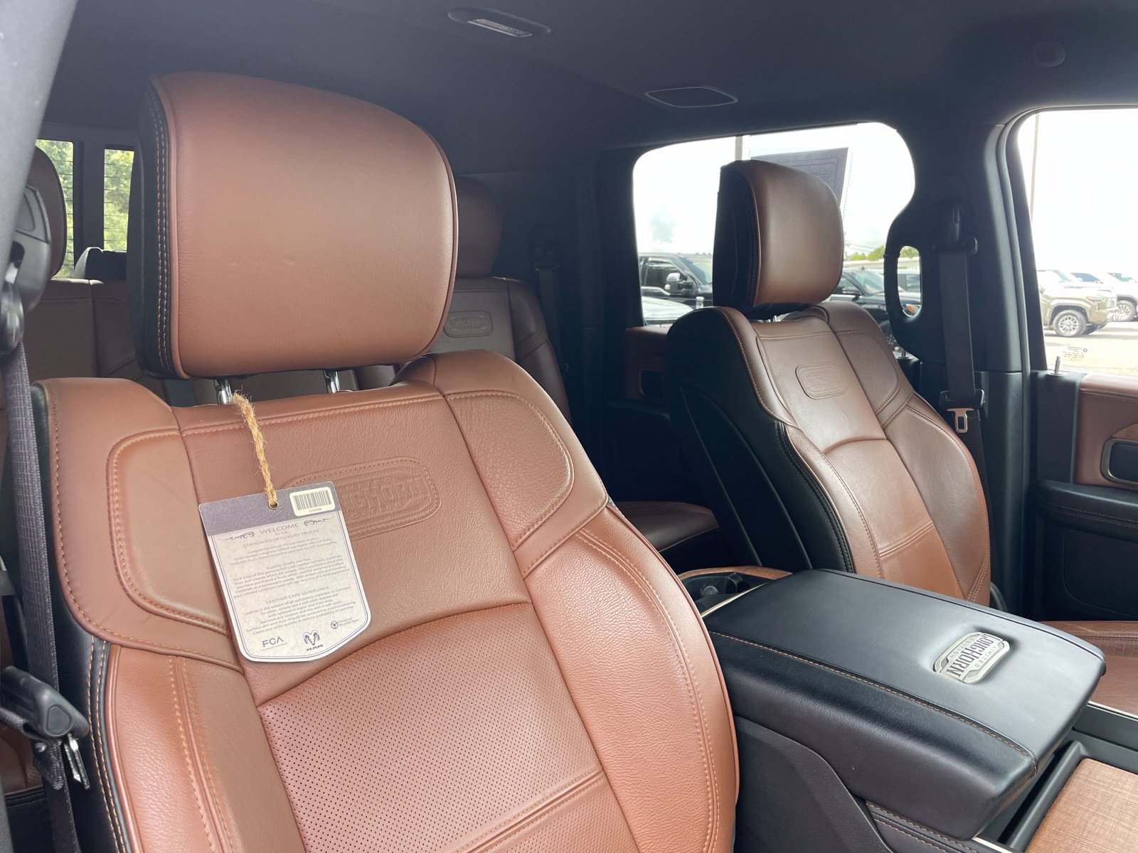 Used 2022 RAM 2500 Limited AWD/4WD image 37