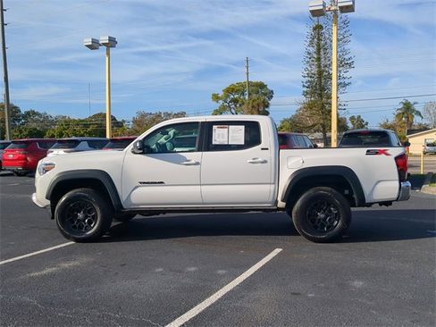 Used 2023 Toyota Tacoma SR5 w/ SX Package image 9