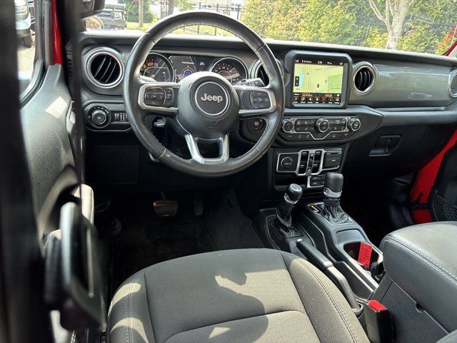 Used 2022 Jeep Wrangler Unlimited Sahara w/ Cold Weather Group AWD/4WD image 19
