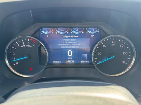 Used 2022 Ford Expedition Max XLT AWD/4WD image 32