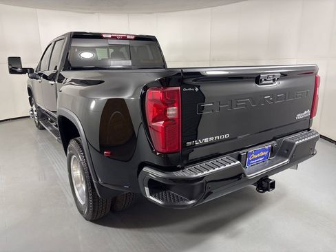 New 2026 Chevrolet Silverado 3500 High Country w/ High Country Premium Package AWD/4WD image 8