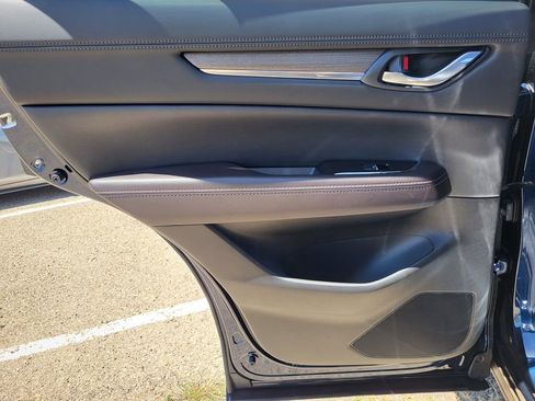 Used 2025 MAZDA CX-5 Signature image 11