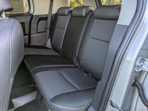 Used 2010 Toyota FJ Cruiser 4WD image 14