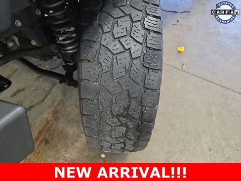 Used 2017 Jeep Wrangler Sport AWD/4WD image 16