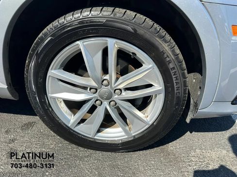 Used 2018 Audi Q3 2.0T Premium AWD/4WD image 22