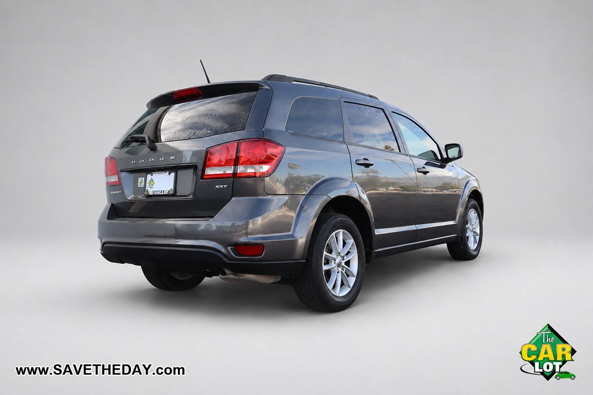 Used 2017 Dodge Journey SXT FWD image 8