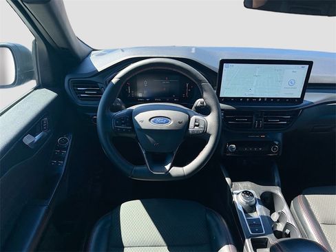 Used 2024 Ford Escape ST-Line w/ Tech Pack #1 image 24