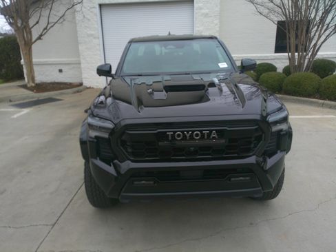 Used 2025 Toyota Tacoma TRD Pro image 3