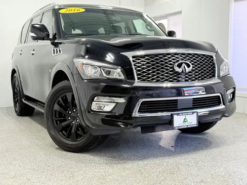 Used 2016 INFINITI QX80 Sport Utility 4D w/ Driver's Assistance Package image 3