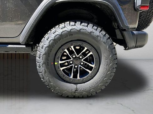 New 2026 Jeep Wrangler Unlimited Rubicon AWD/4WD image 32