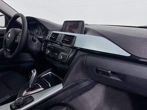 Used 2016 BMW 320i Sedan image 29