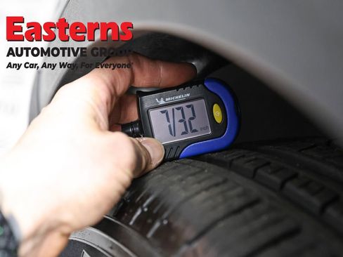 Used 2022 Mercedes-Benz GLC 300 4MATIC w/ Premium Package Lite image 28