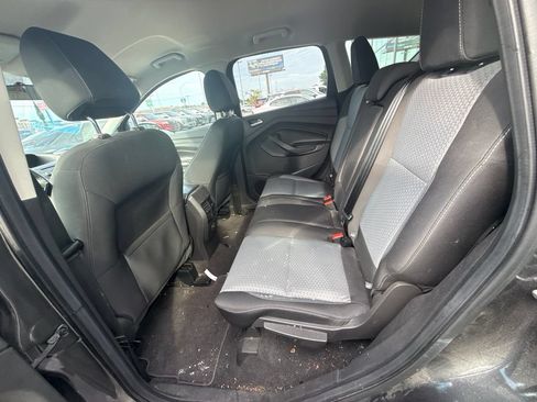 Used 2017 Ford Escape SE FWD image 13