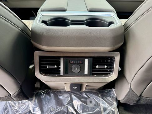 New 2026 Ford F250 Platinum w/ Platinum Plus Package AWD/4WD image 35