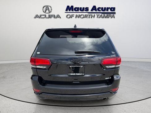 Used 2021 Jeep Grand Cherokee Laredo X RWD image 5