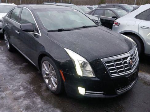 Used 2013 Cadillac XTS Luxury w/ Driver Awareness Package image 2