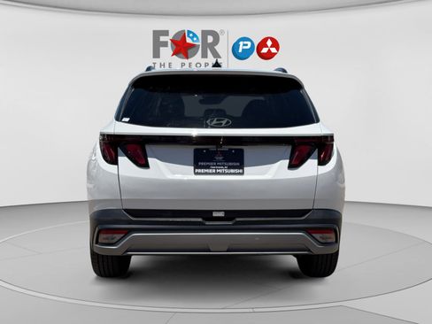 Used 2025 Hyundai Tucson SEL FWD image 4