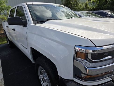 Used 2018 Chevrolet Silverado 1500 W/T RWD image 4