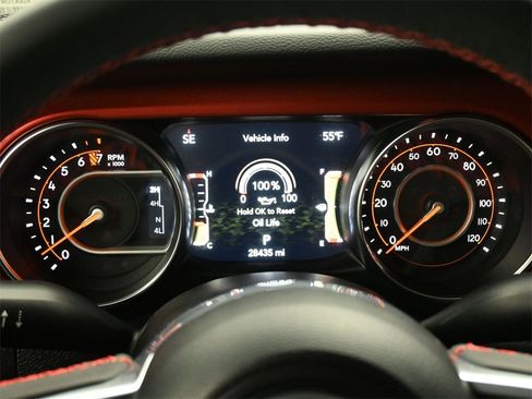 Used 2023 Jeep Gladiator Rubicon w/ Trailer Tow Package image 8