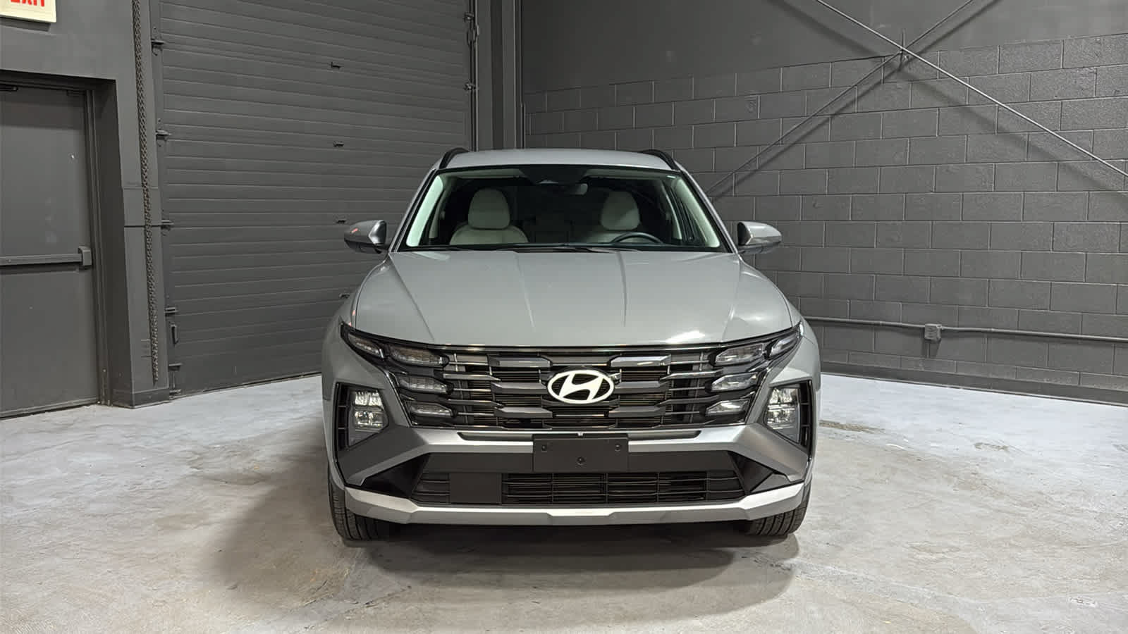 Used 2025 Hyundai Tucson SEL AWD/4WD image 2