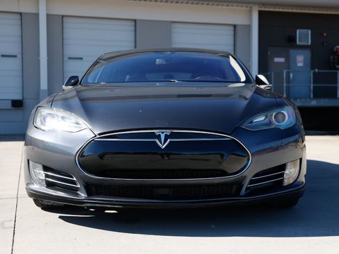 Used 2014 Tesla Model S P85D image 17