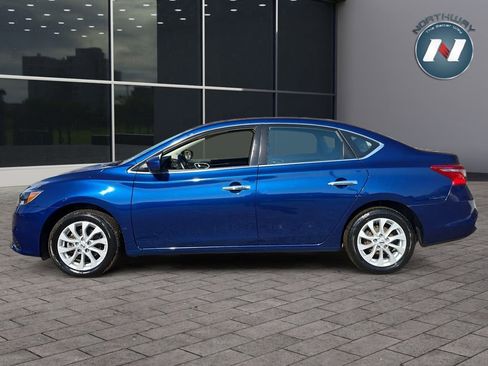 Used 2019 Nissan Sentra SV image 2