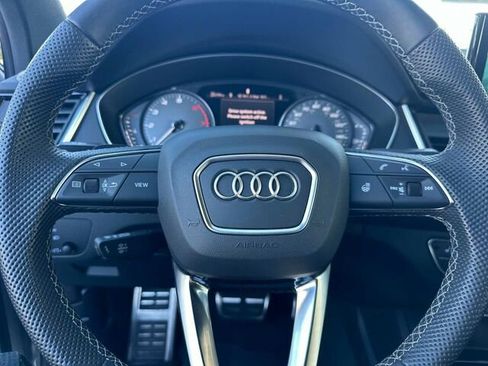 Used 2022 Audi SQ5 Premium image 28