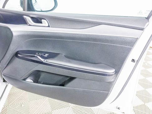 Used 2022 Kia K5 GT-Line image 39