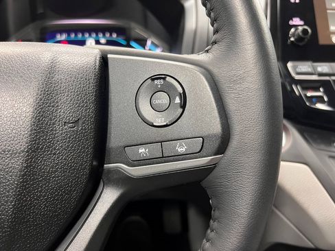 Used 2024 Honda Odyssey EX-L image 19