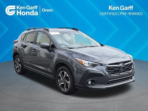 Used 2025 Subaru Crosstrek 2.5i Premium AWD/4WD image 1
