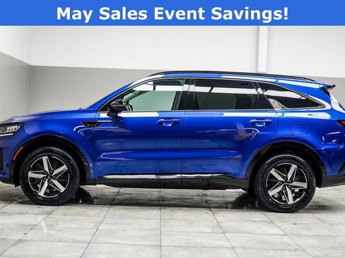 Used 2023 Kia Sorento S w/ Panoramic Sunroof Package FWD image 10
