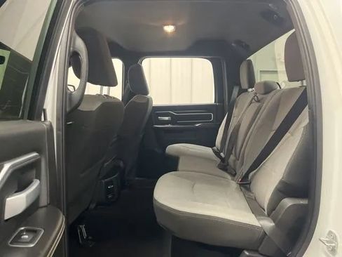 Used 2024 RAM 2500 Big Horn AWD/4WD image 15