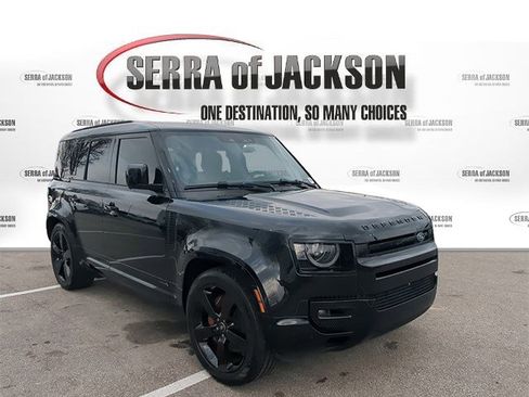 Used 2023 Land Rover Defender 110 X image 10