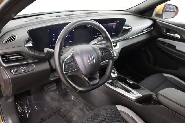 Used 2024 Buick Envista Preferred w/ Convenience I Package FWD image 29