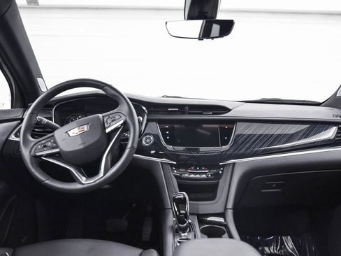 Certified 2024 Cadillac XT6 Premium Luxury w/ Technology Package image 25