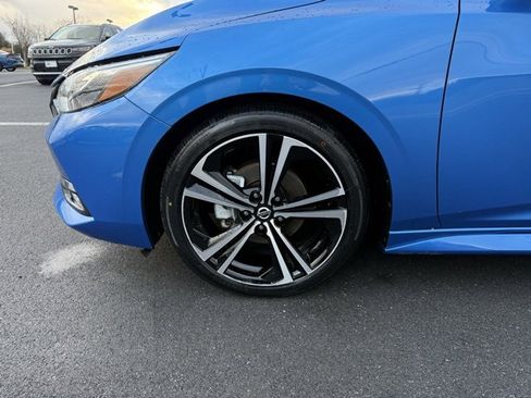 Certified 2023 Nissan Sentra SR image 9