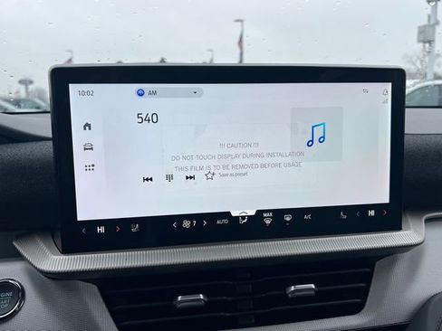 New 2026 Ford Explorer Active w/ Active Comfort Package image 19