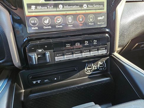 Used 2019 RAM 3500 Laramie AWD/4WD image 26