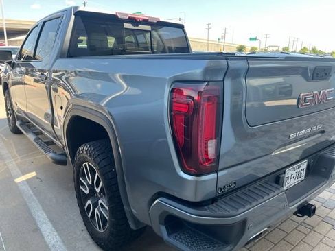 Used 2021 GMC Sierra 1500 AT4 w/ AT4 Value Package AWD/4WD image 4