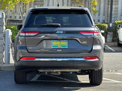 Certified 2023 Jeep Grand Cherokee 4WD 4xe image 5