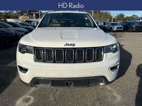 Used 2018 Jeep Grand Cherokee Limited image 11