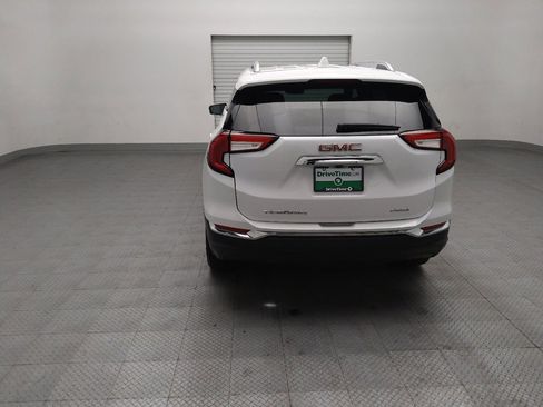 Used 2024 GMC Terrain SLT AWD/4WD image 6