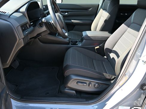 Used 2026 Honda CR-V Sport image 17