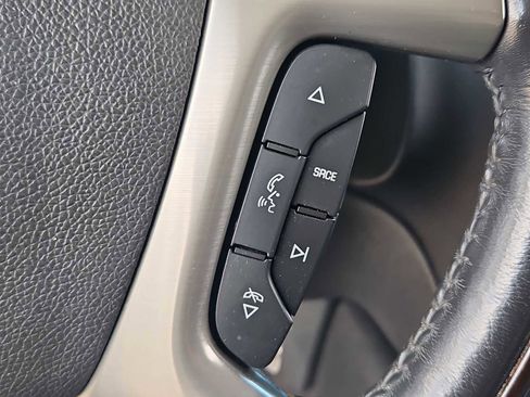 Used 2013 GMC Yukon Denali image 25