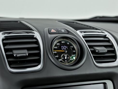 Used 2016 Porsche Cayman GT4 image 30