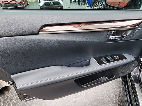 Used 2017 Lexus ES 350 w/ Luxury Package FWD image 10