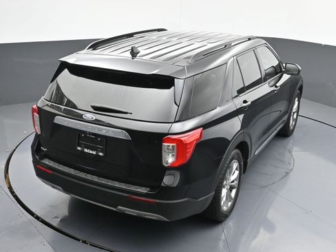 Used 2021 Ford Explorer XLT w/ Equipment Group 202A RWD image 40