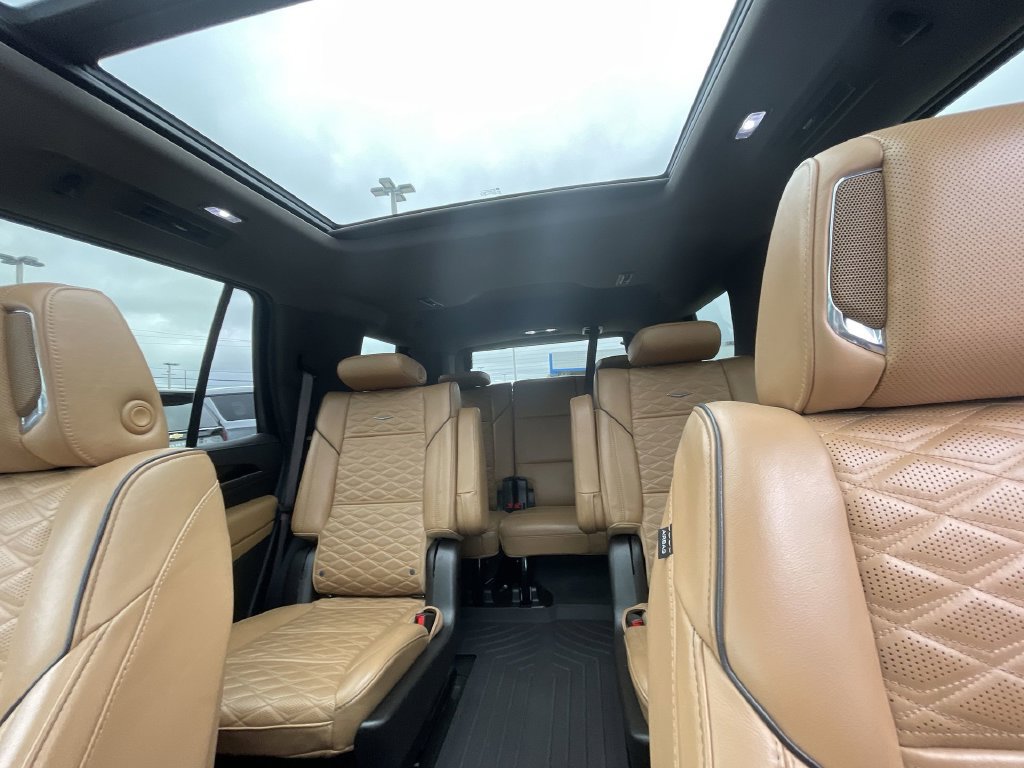 Certified 2023 Cadillac Escalade Sport AWD/4WD image 21